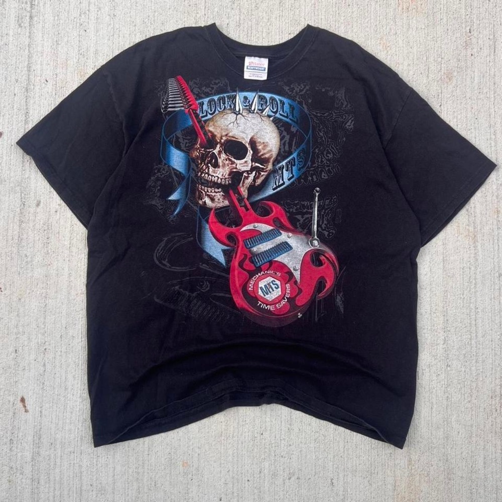 2000's Rock N Roll Graphic t-shirt